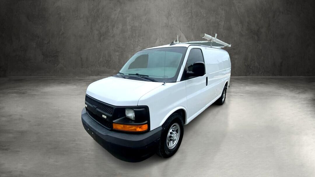 2017 CHEVROLET Express