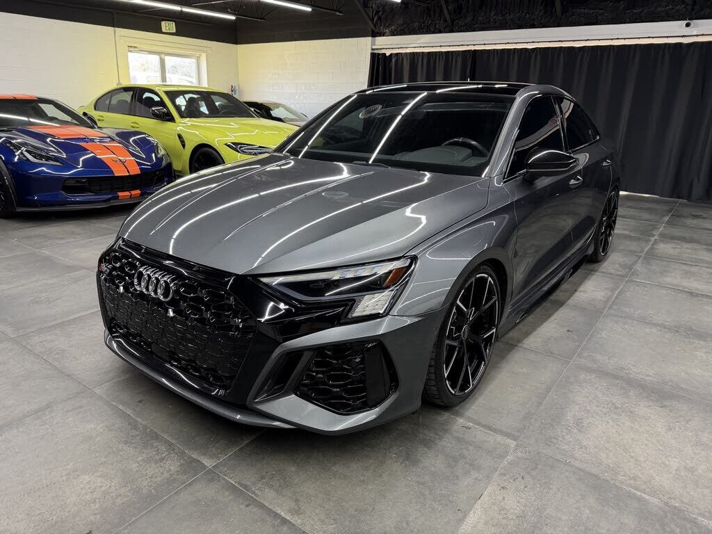 2024 AUDI RS3