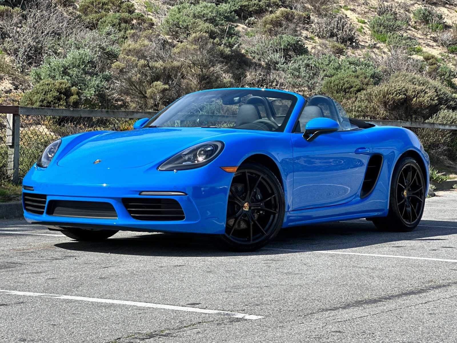 2025 PORSCHE 718
