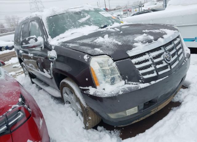 2011 CADILLAC Escalade