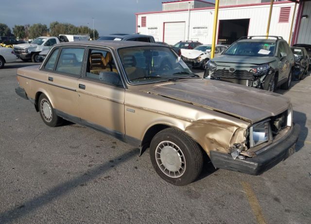 Volvo 240 Series