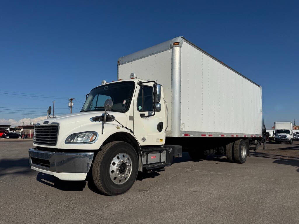 2016 FREIGHTLINER M2