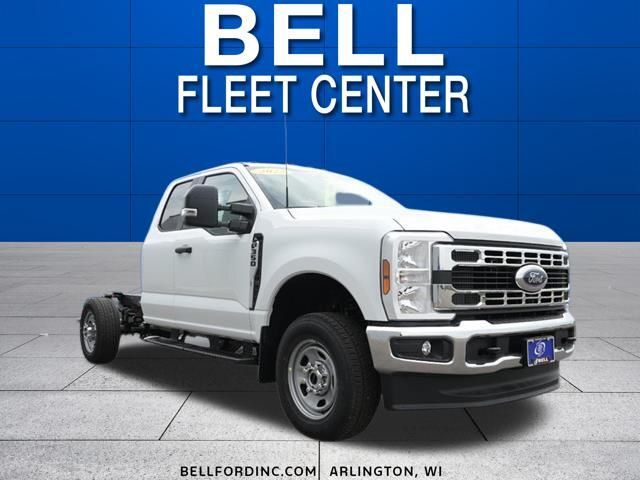 2025 FORD F-350
