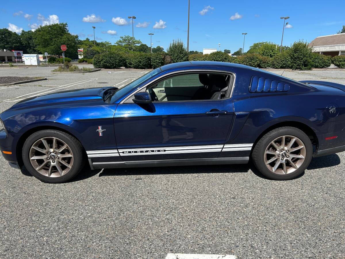 2010 FORD Mustang