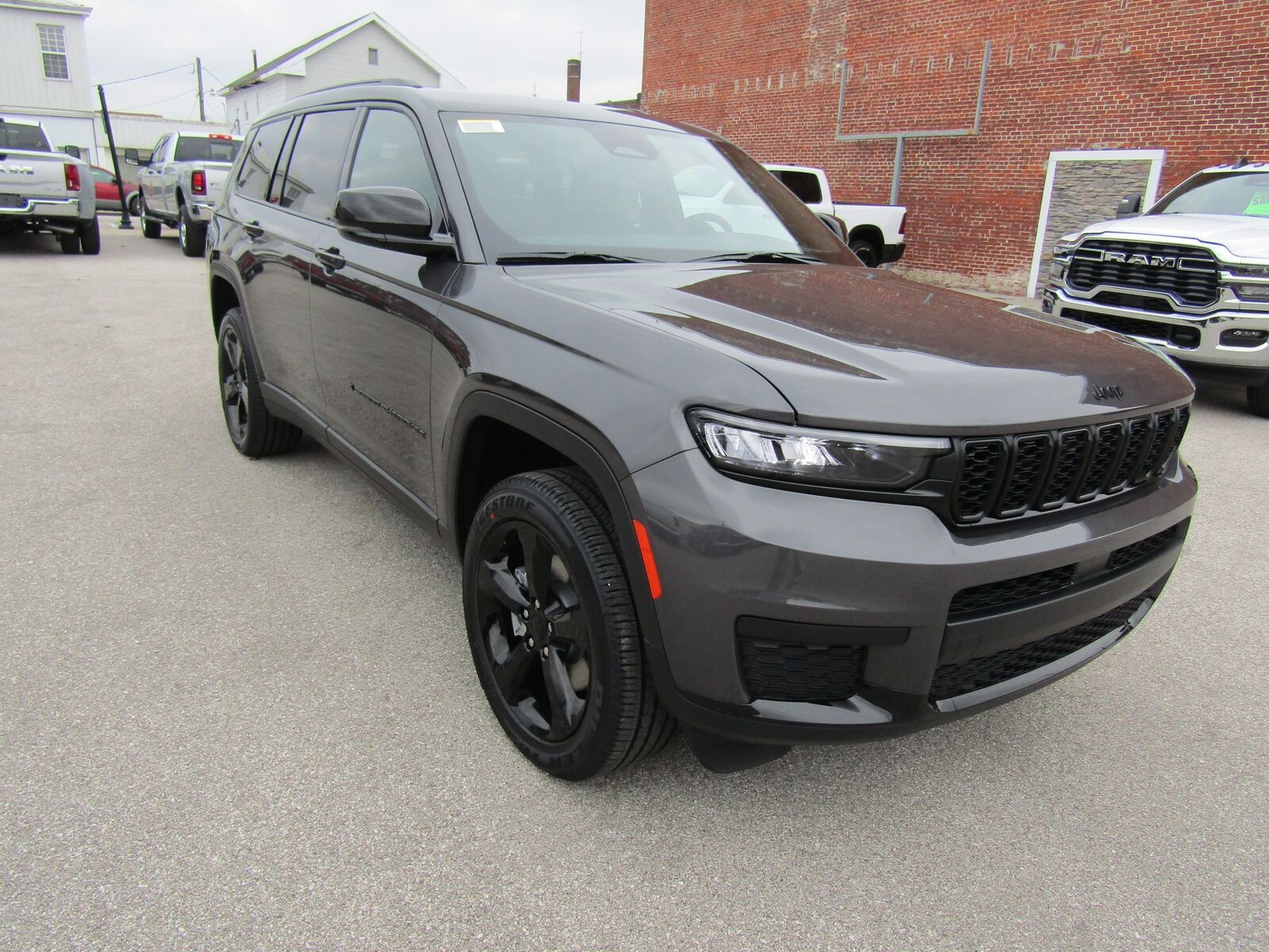 2025 JEEP Grand Cherokee L