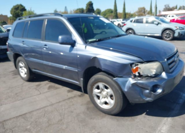 2004 TOYOTA Highlander