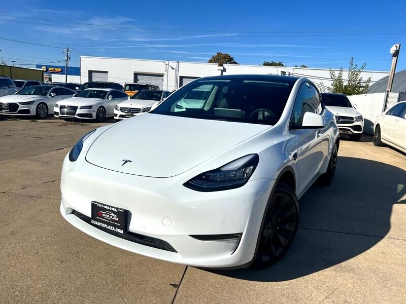 2021 TESLA Model Y