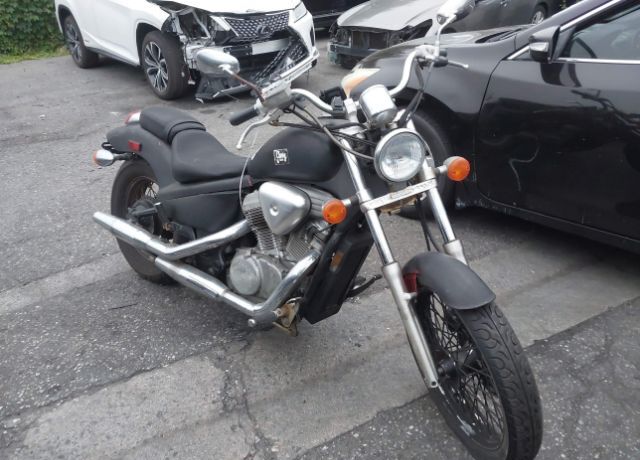 Honda VT600C (SHADOW VLX)