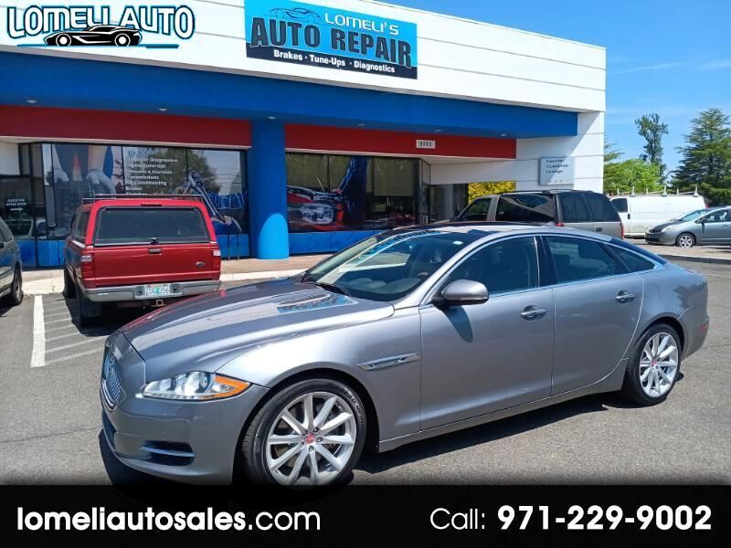 Jaguar XJ