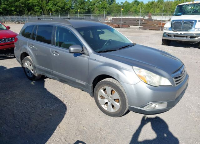 2011 SUBARU Outback
