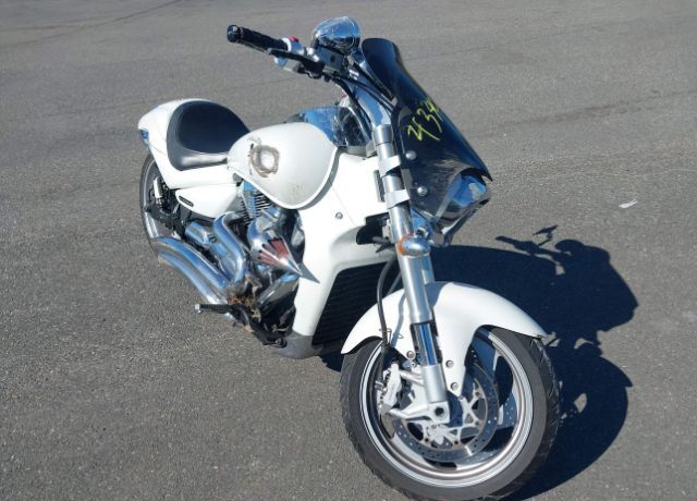 Suzuki VZR1800