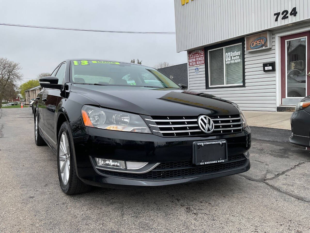 2013 VOLKSWAGEN Passat