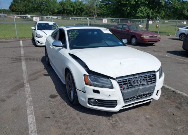 2011 AUDI S5
