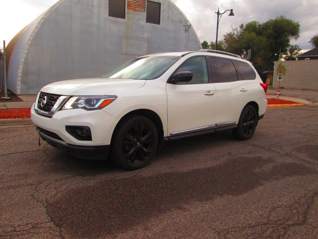 2017 NISSAN Pathfinder