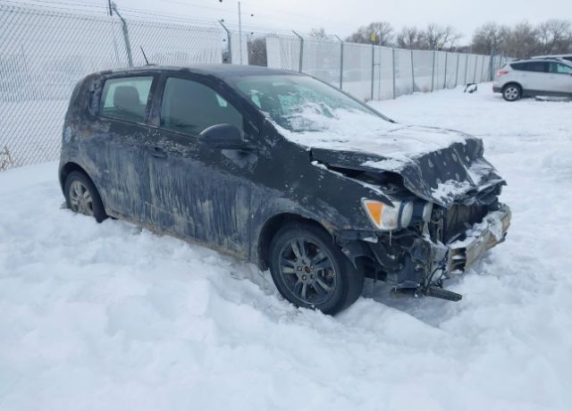 2016 CHEVROLET Sonic