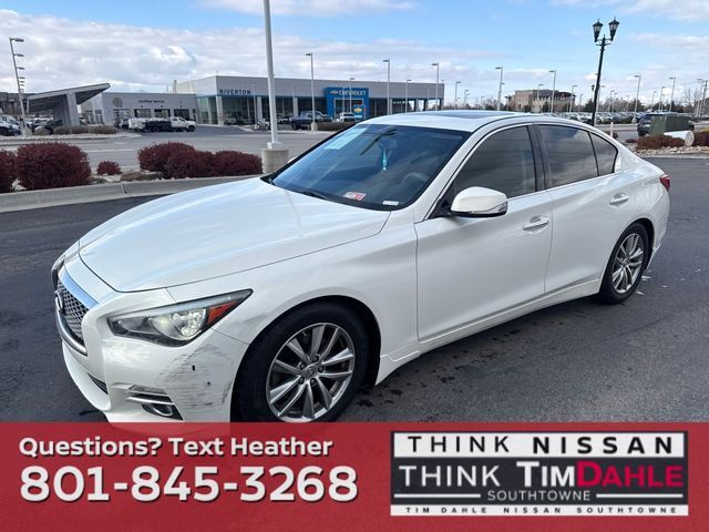 Infiniti Q50