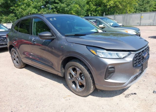 2024 FORD Escape