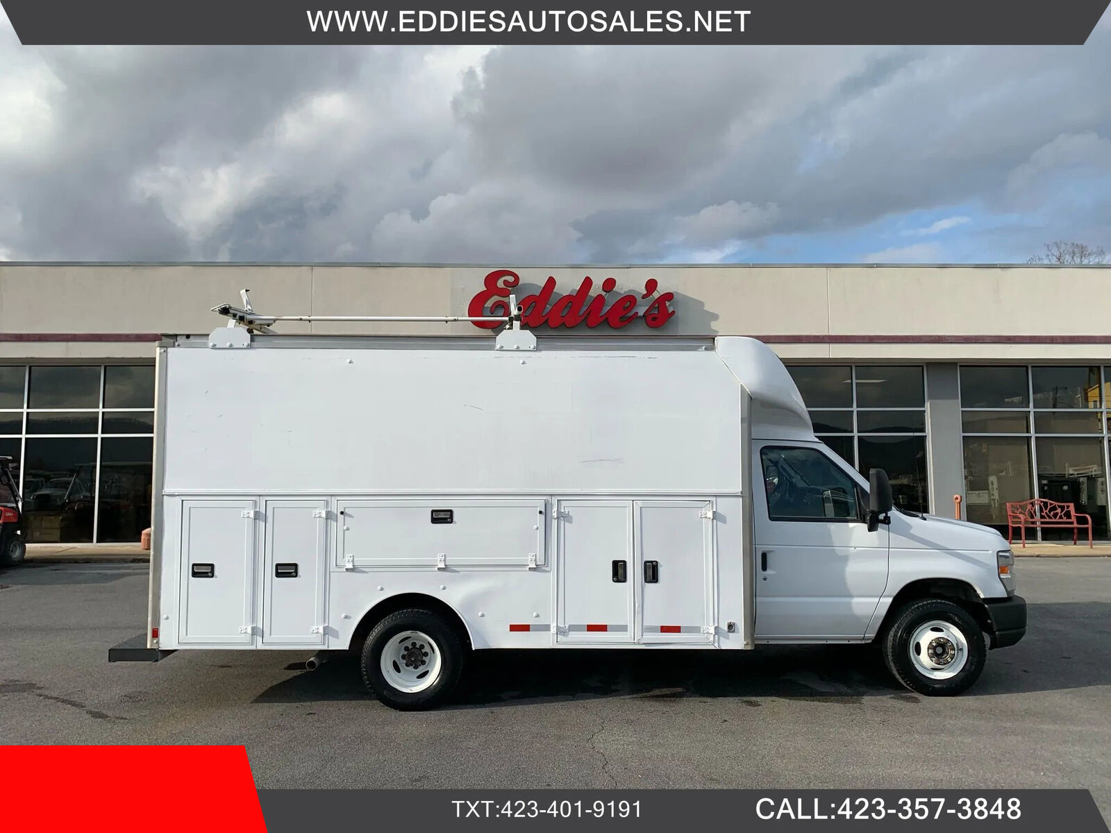 2013 FORD E-450