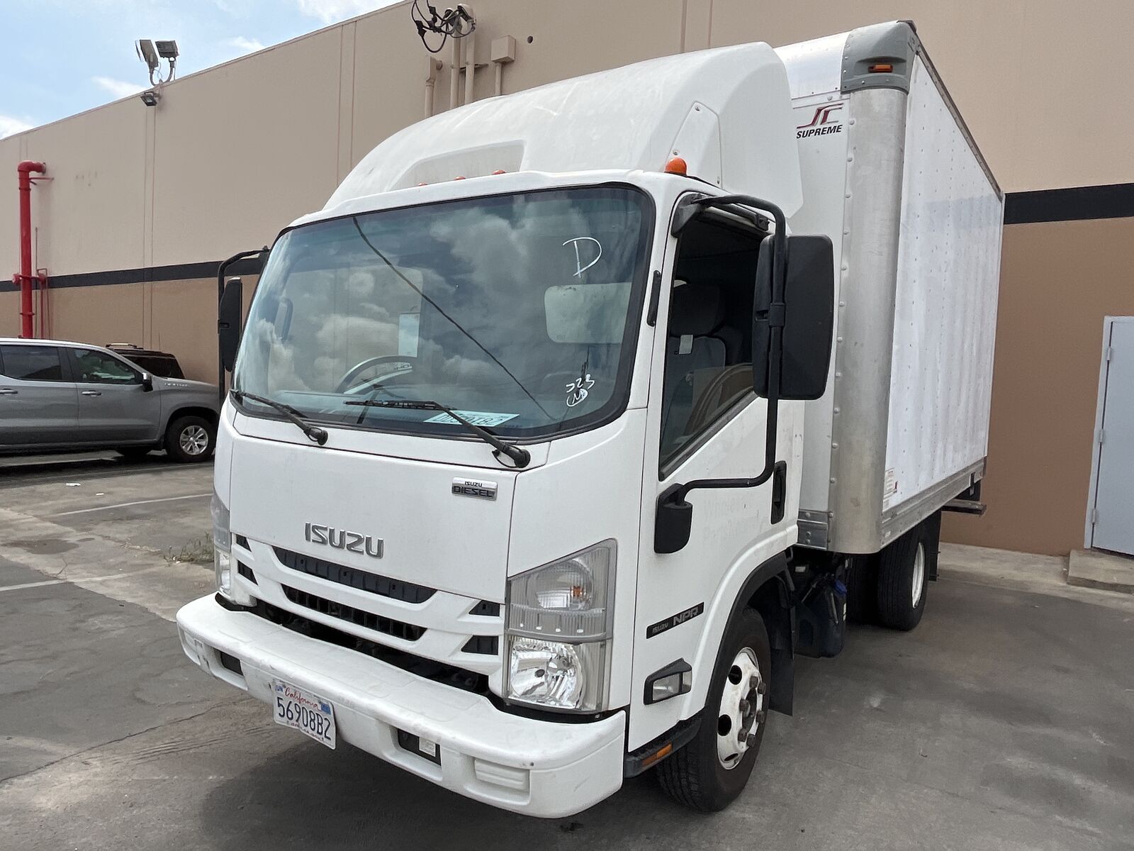 Isuzu NPR