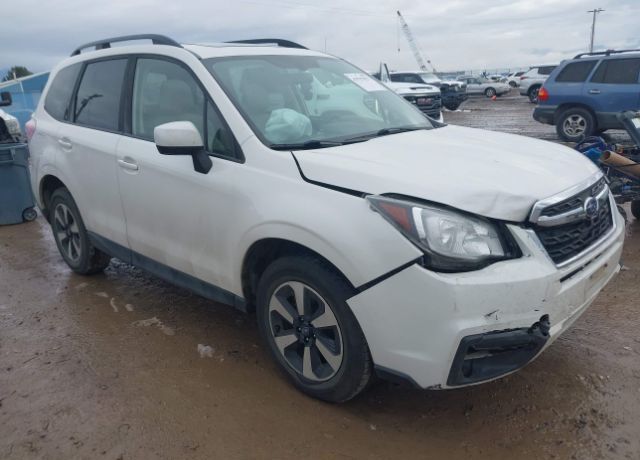 2017 SUBARU Forester