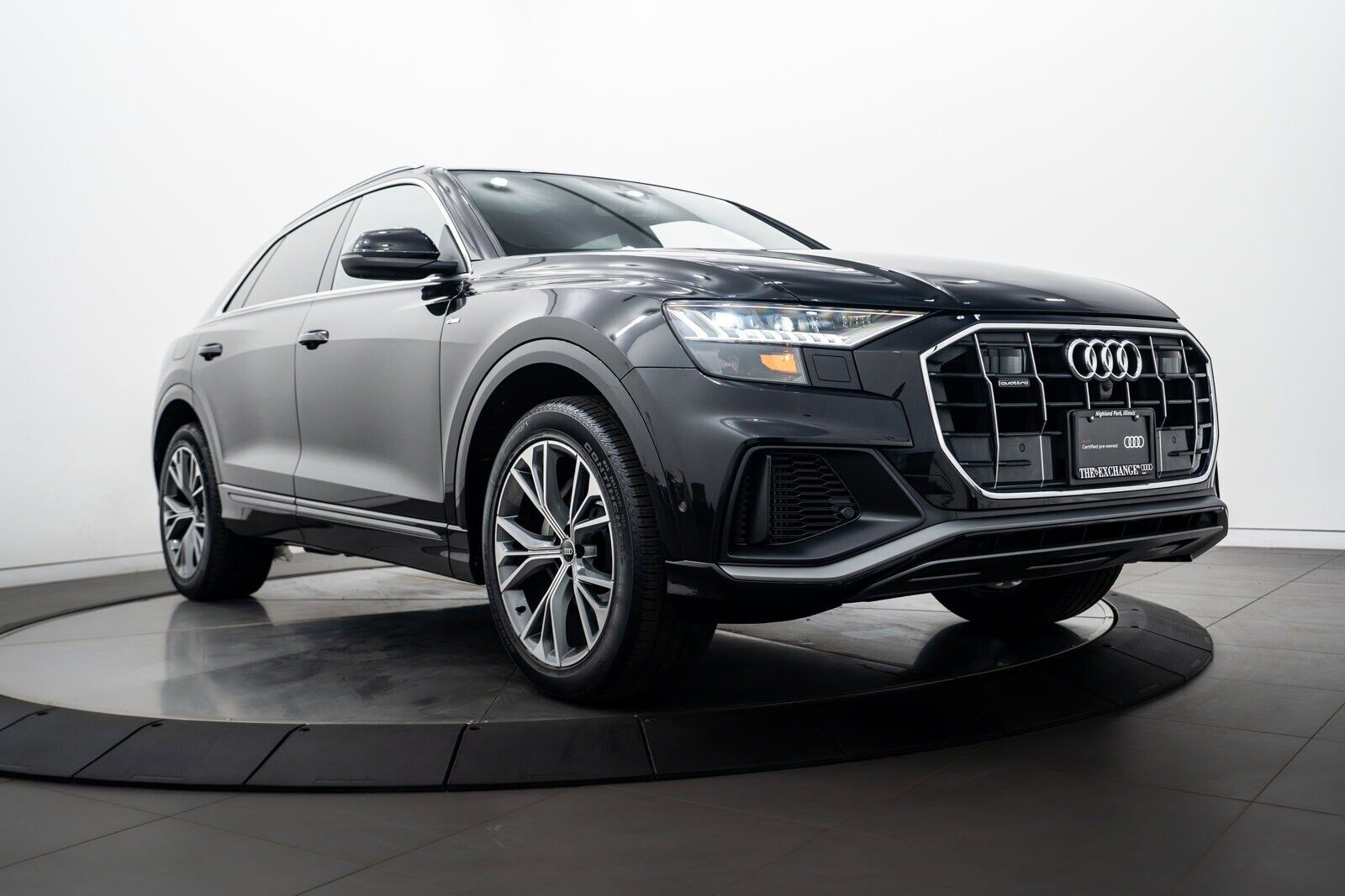 2021 AUDI Q8