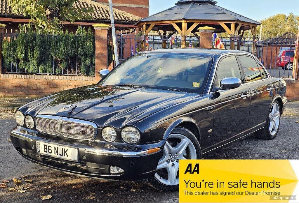 Jaguar XJ