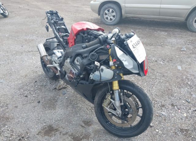 BMW S 1000 RR