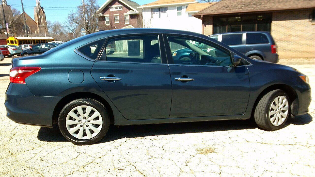 2017 NISSAN Sentra
