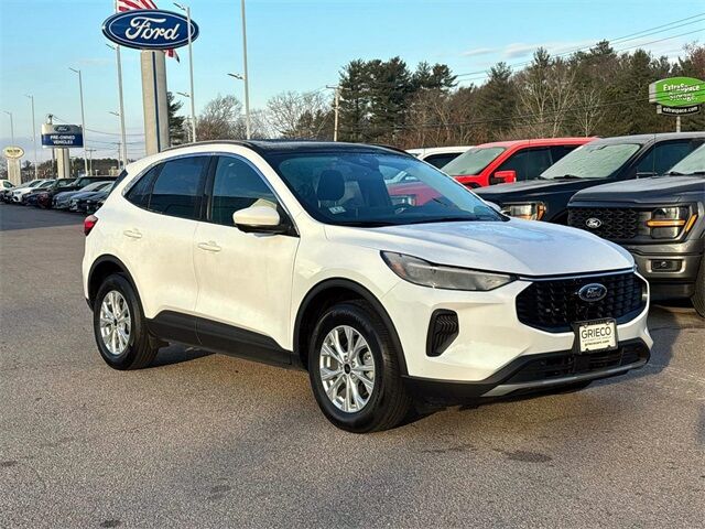 2024 FORD Escape