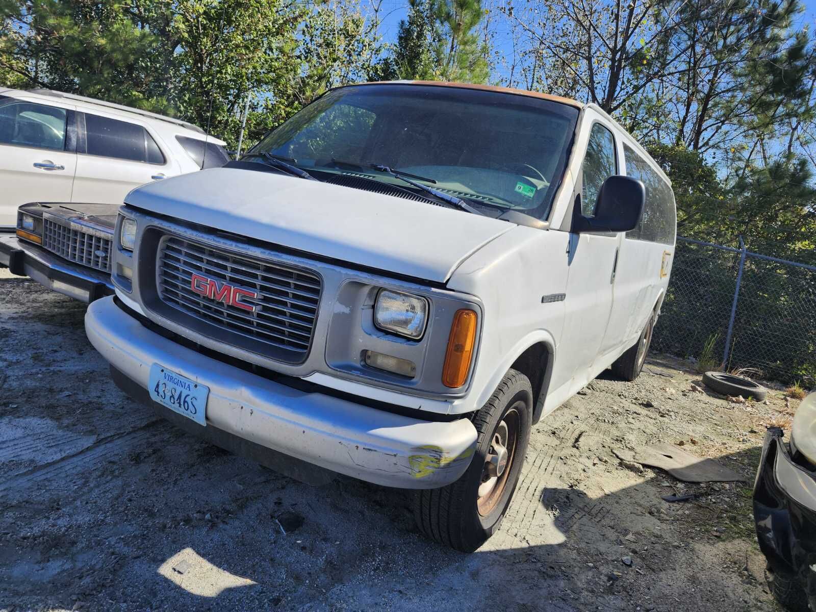 GMC Savana