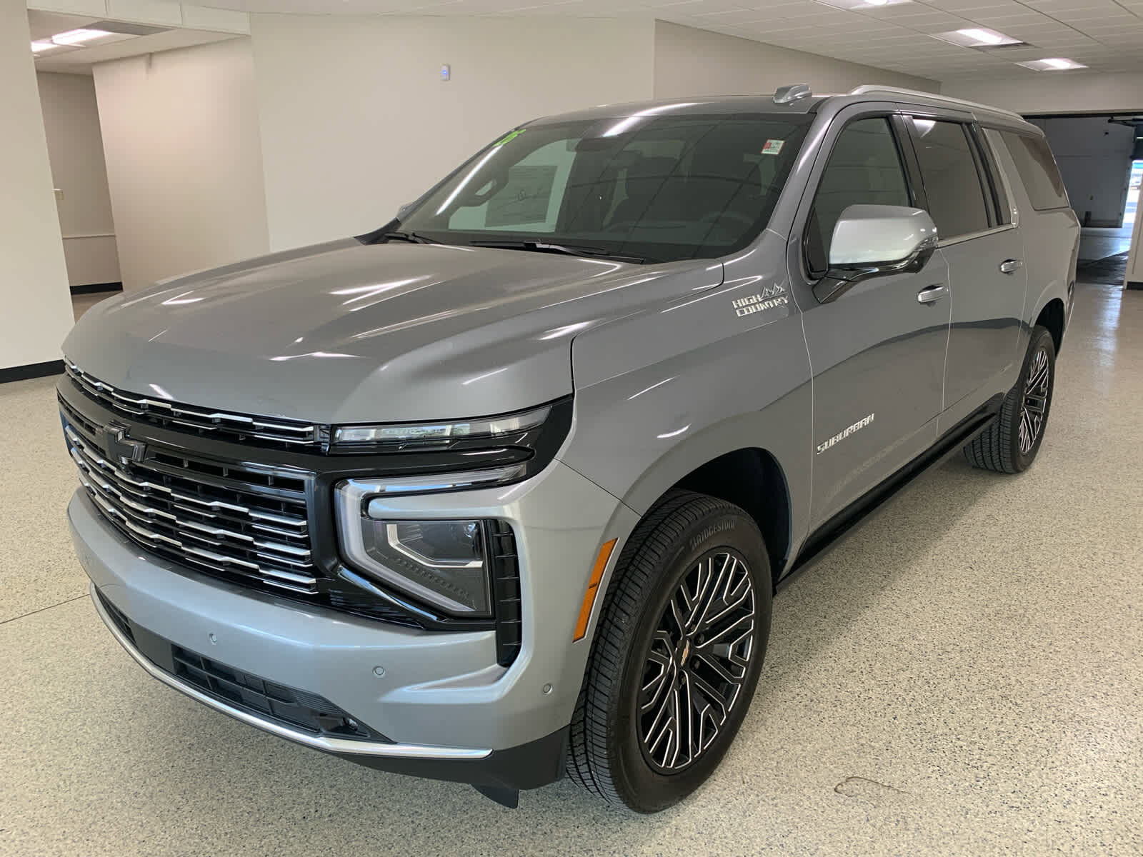 2026 CHEVROLET Suburban