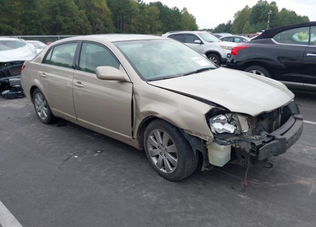 2005 TOYOTA Avalon