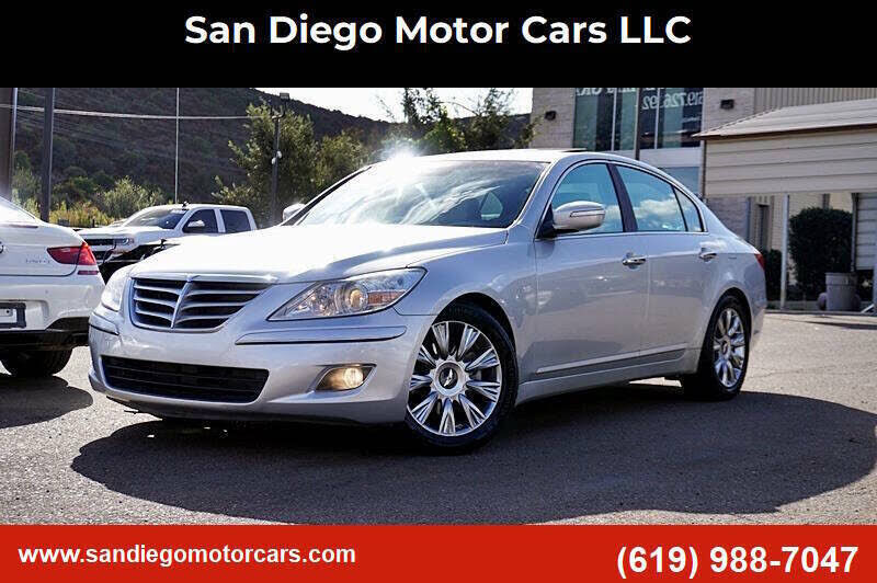 2011 HYUNDAI Genesis