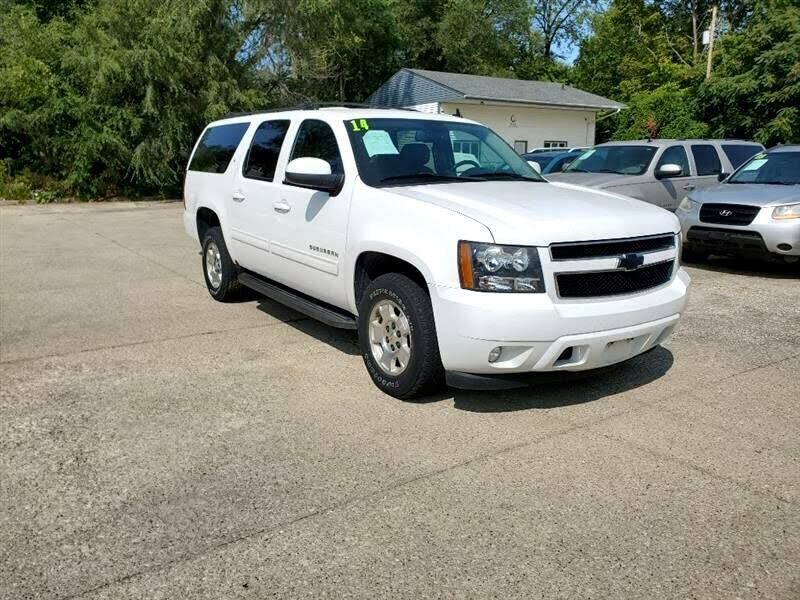2014 CHEVROLET Suburban