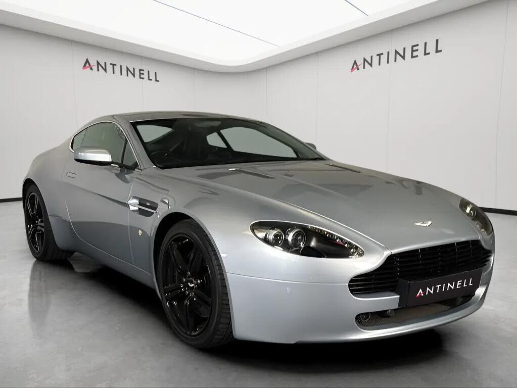Aston Martin V8 Vantage