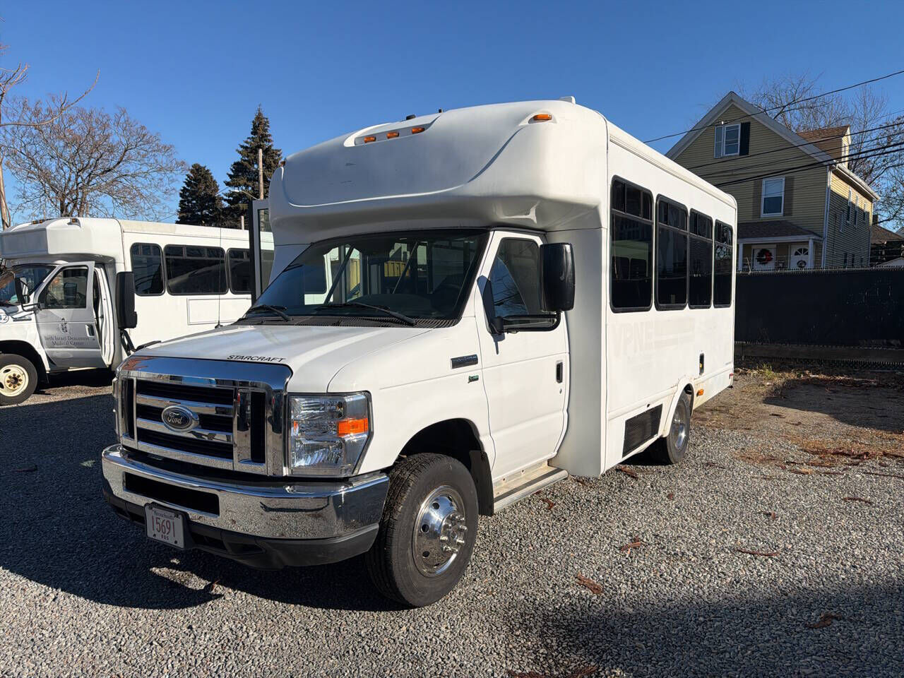 2014 FORD E-350