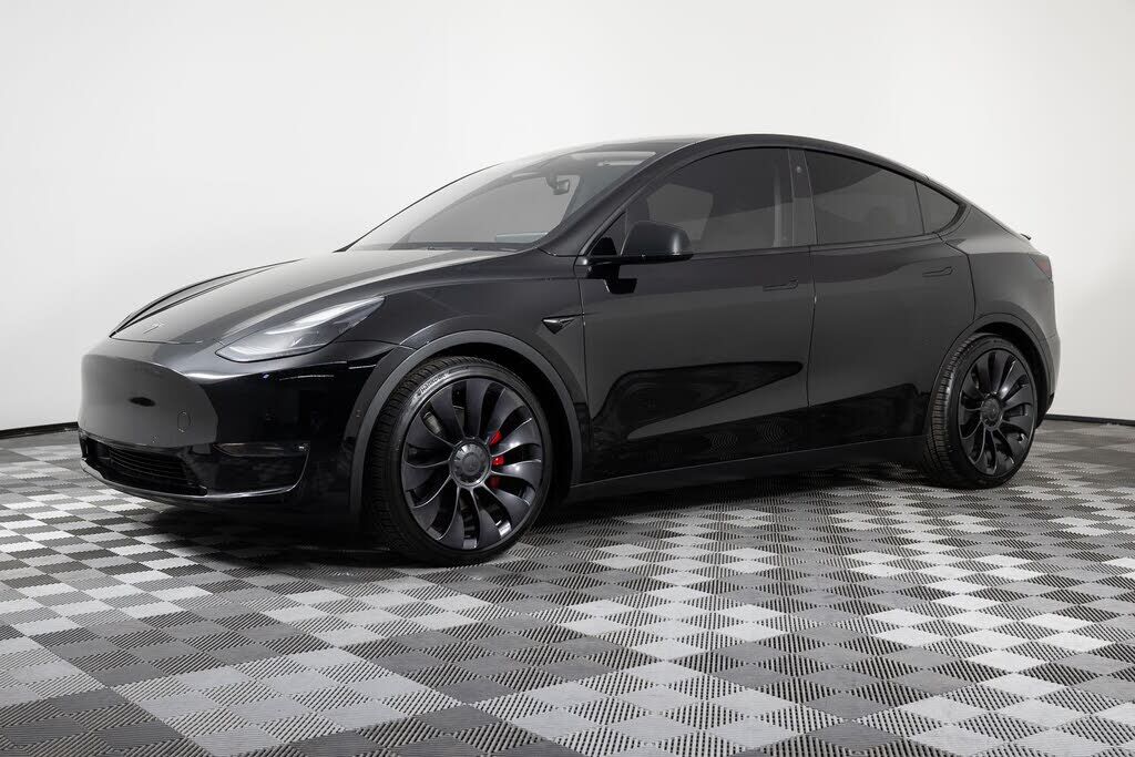 2021 TESLA Model Y