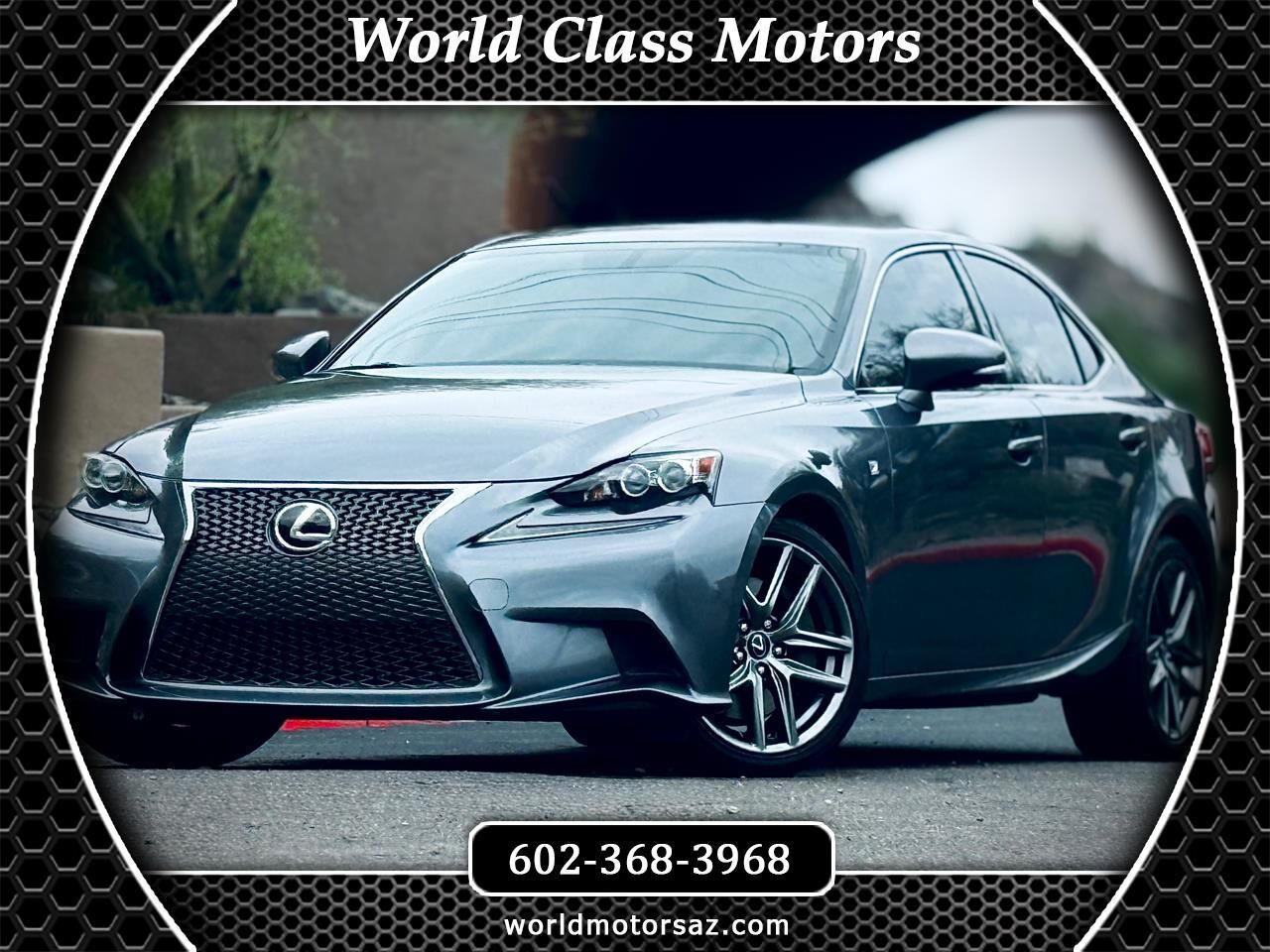 Lexus IS