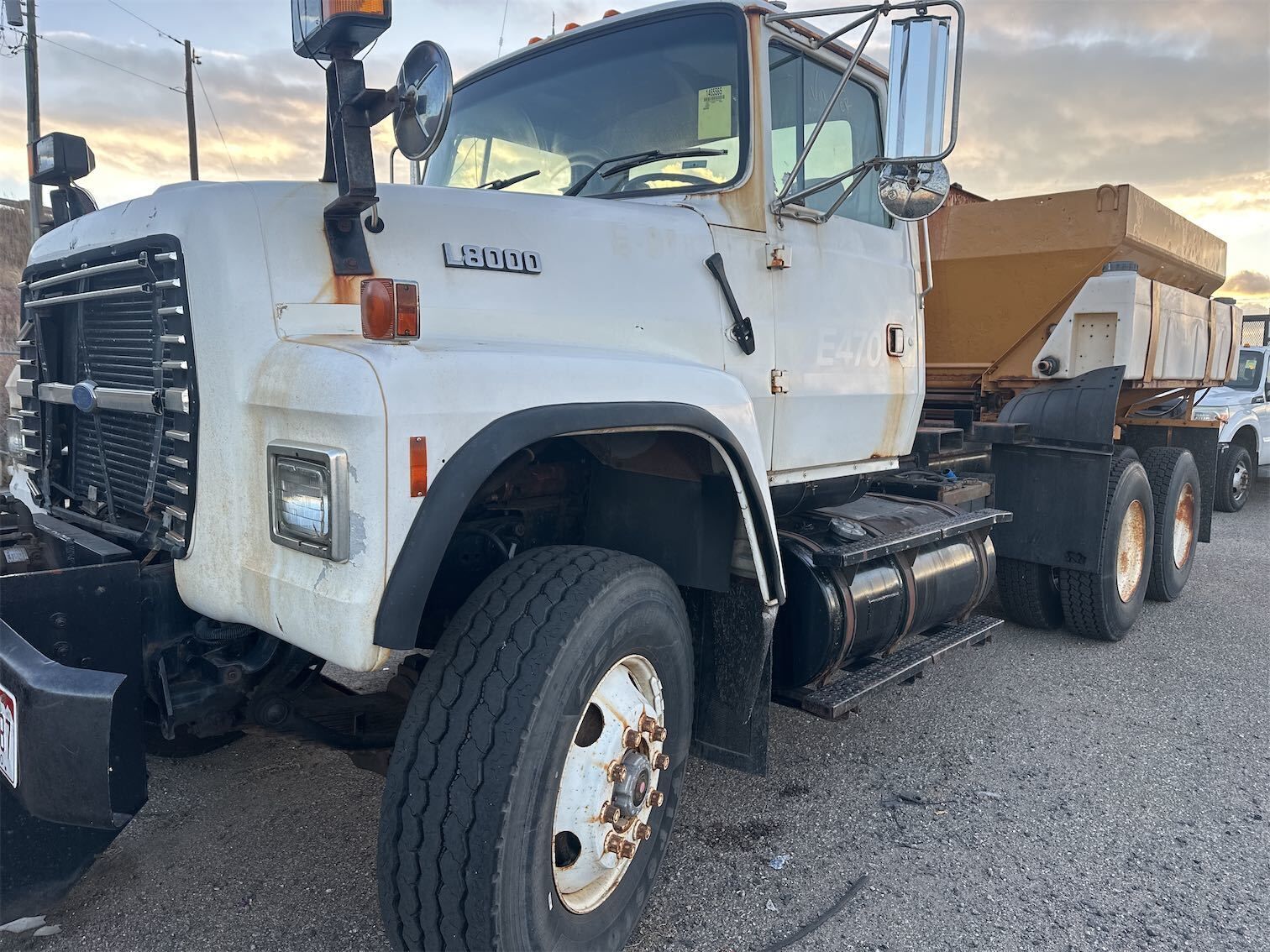 Ford LT8000