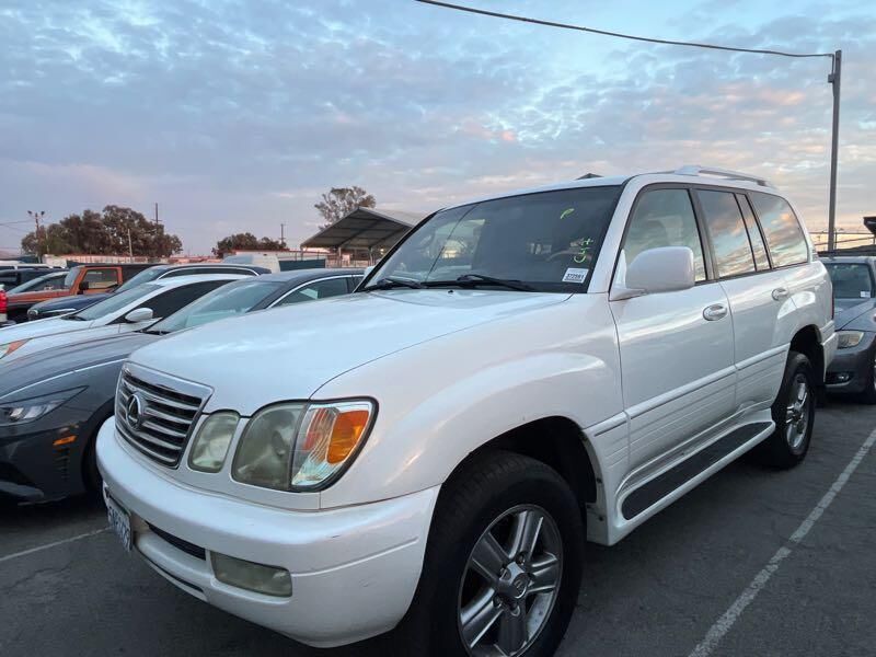 Lexus LX