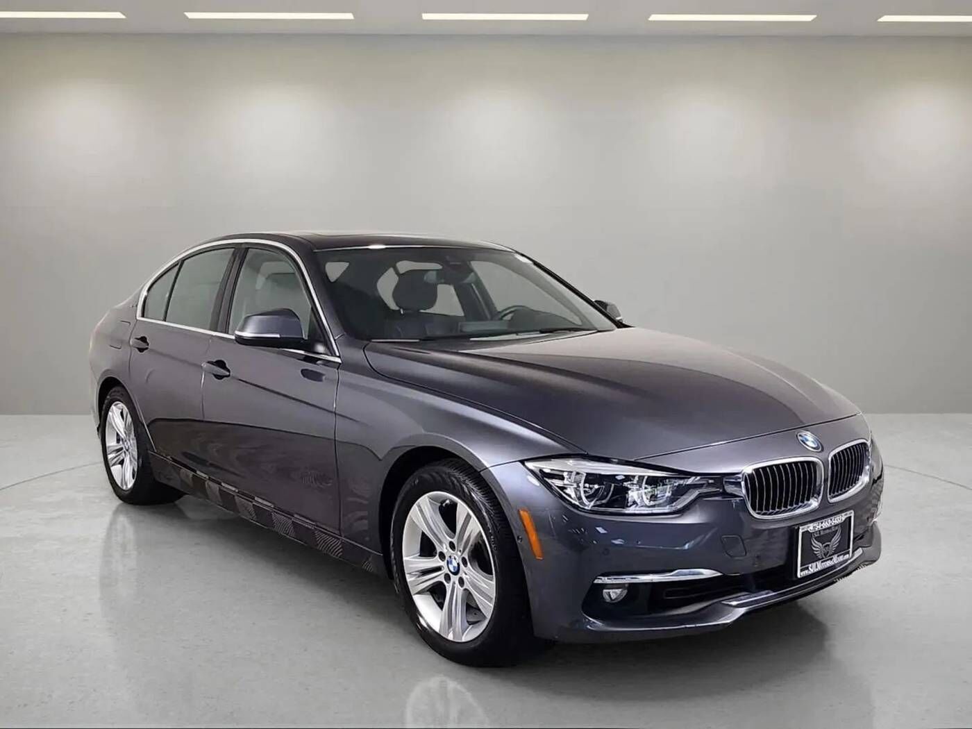 BMW 330e