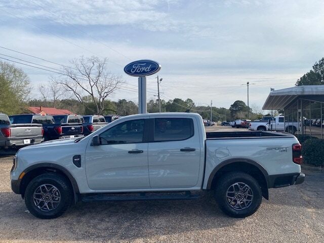 2024 FORD Ranger