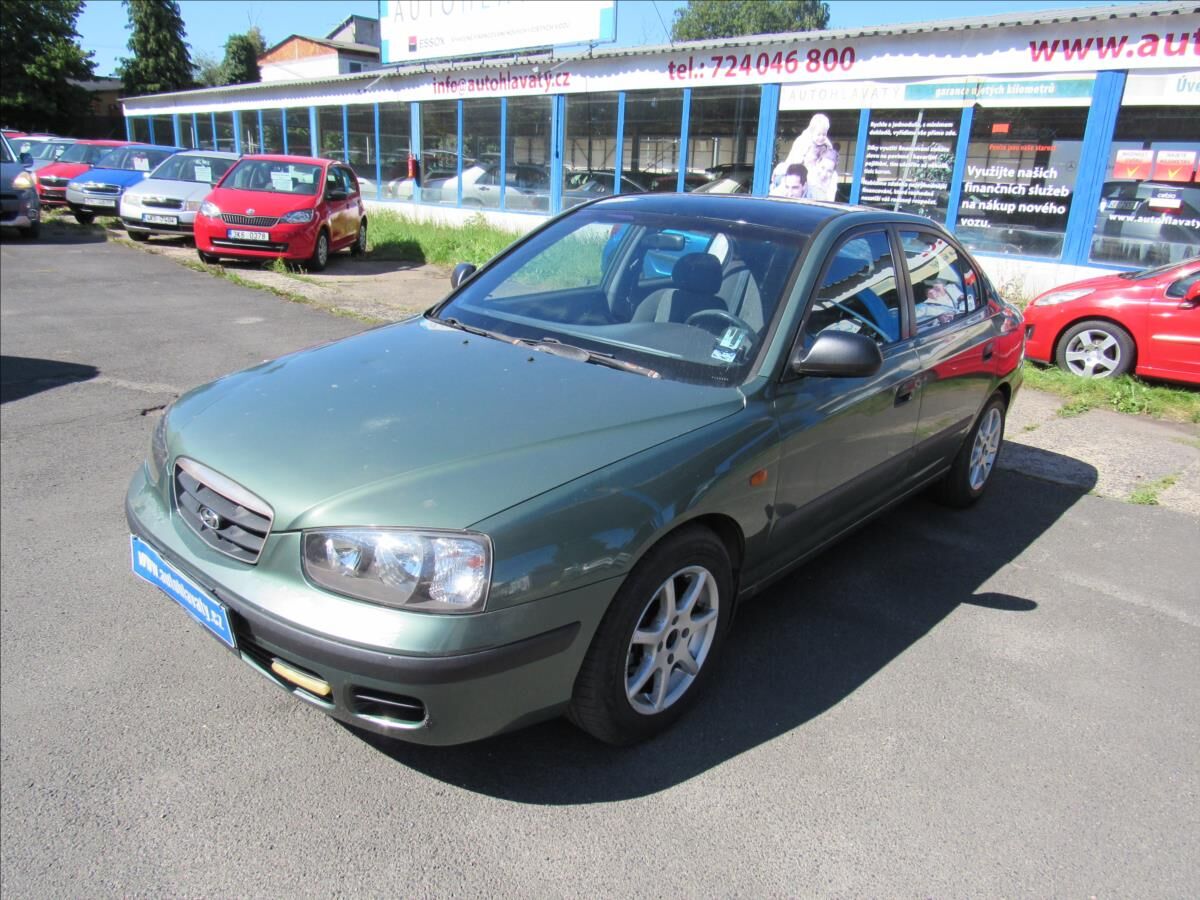 2002 HYUNDAI Elantra