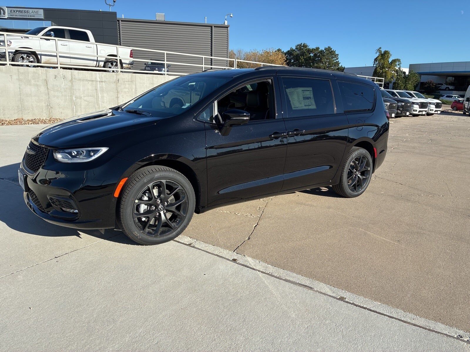 2026 CHRYSLER Pacifica