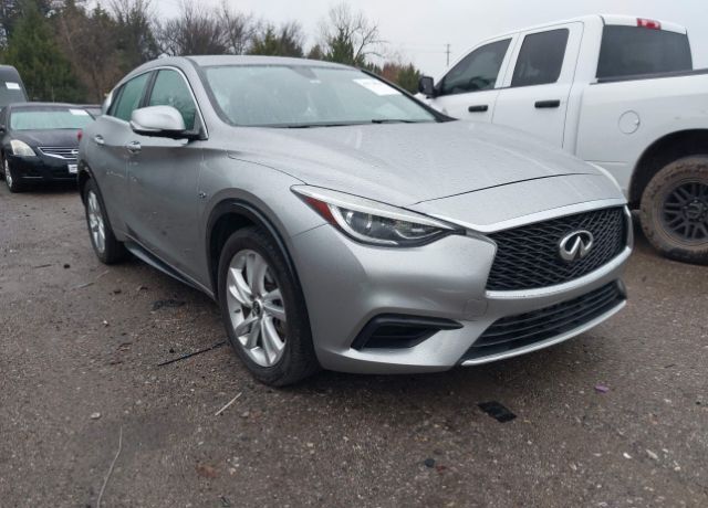 2017 INFINITI QX30