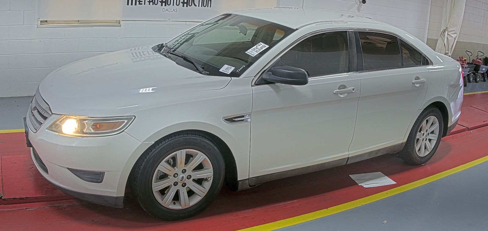 Ford Taurus