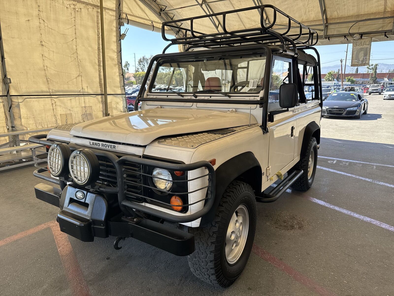 Land Rover Defender