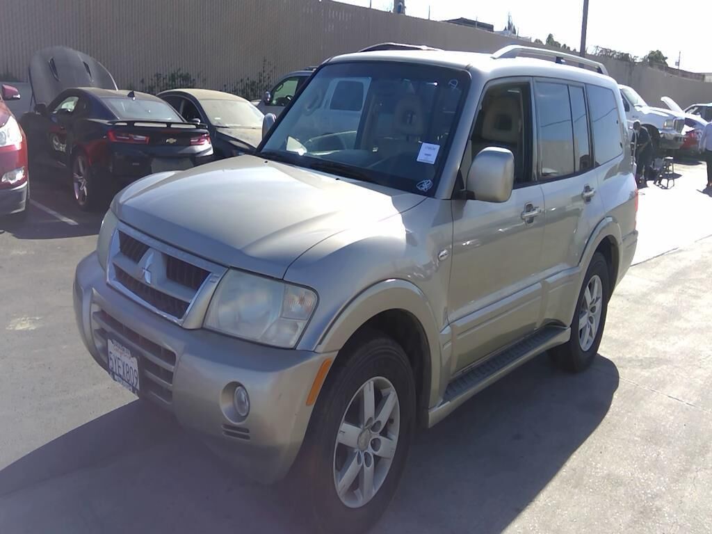 Mitsubishi Montero