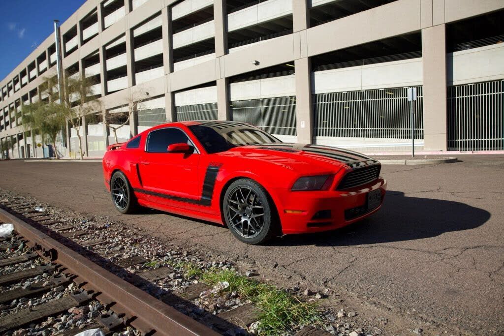 2013 FORD Mustang