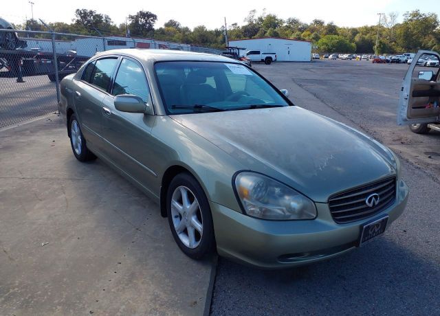 2002 INFINITI Q45